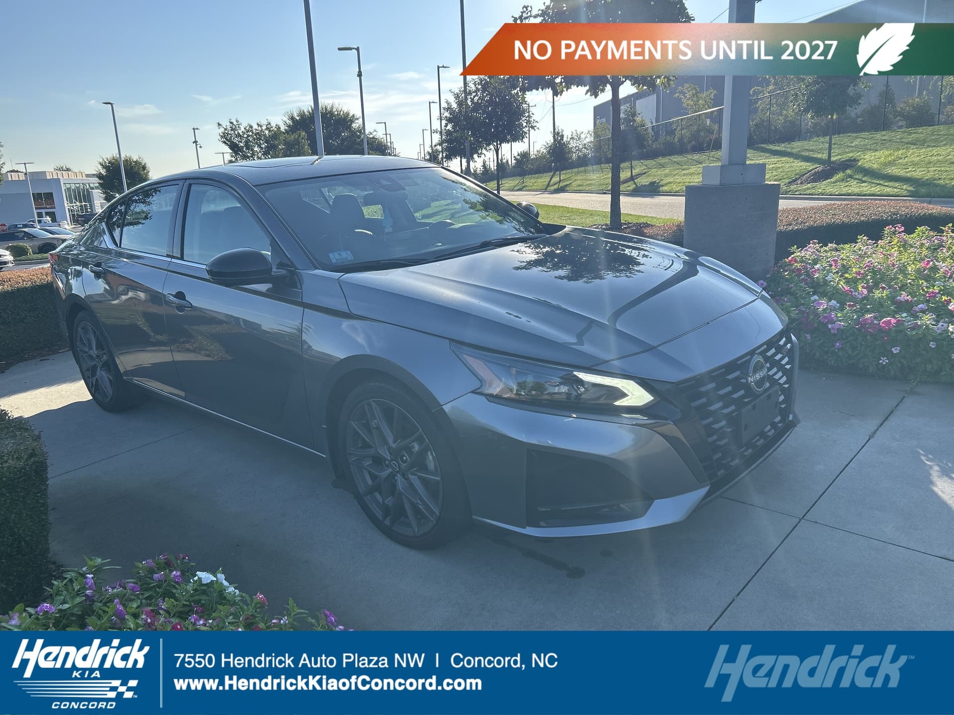 2023 Nissan Altima 2.0 SR — photo 1 of 10