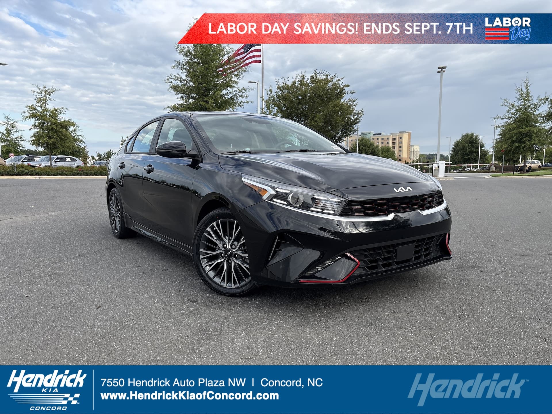 2023 Kia Forte GT-Line — photo 1 of 37