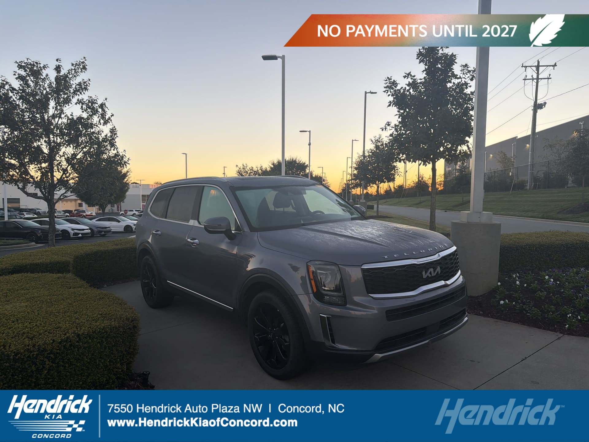 2022 Kia Telluride S — photo 1 of 10