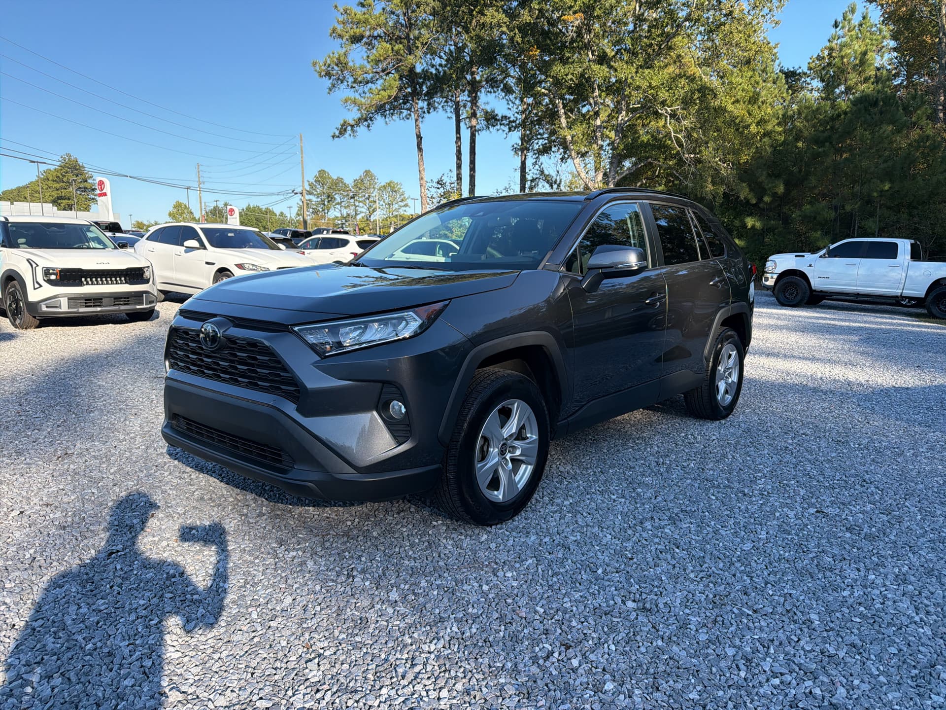 2021 Toyota RAV4 XLE — photo 1 of 25