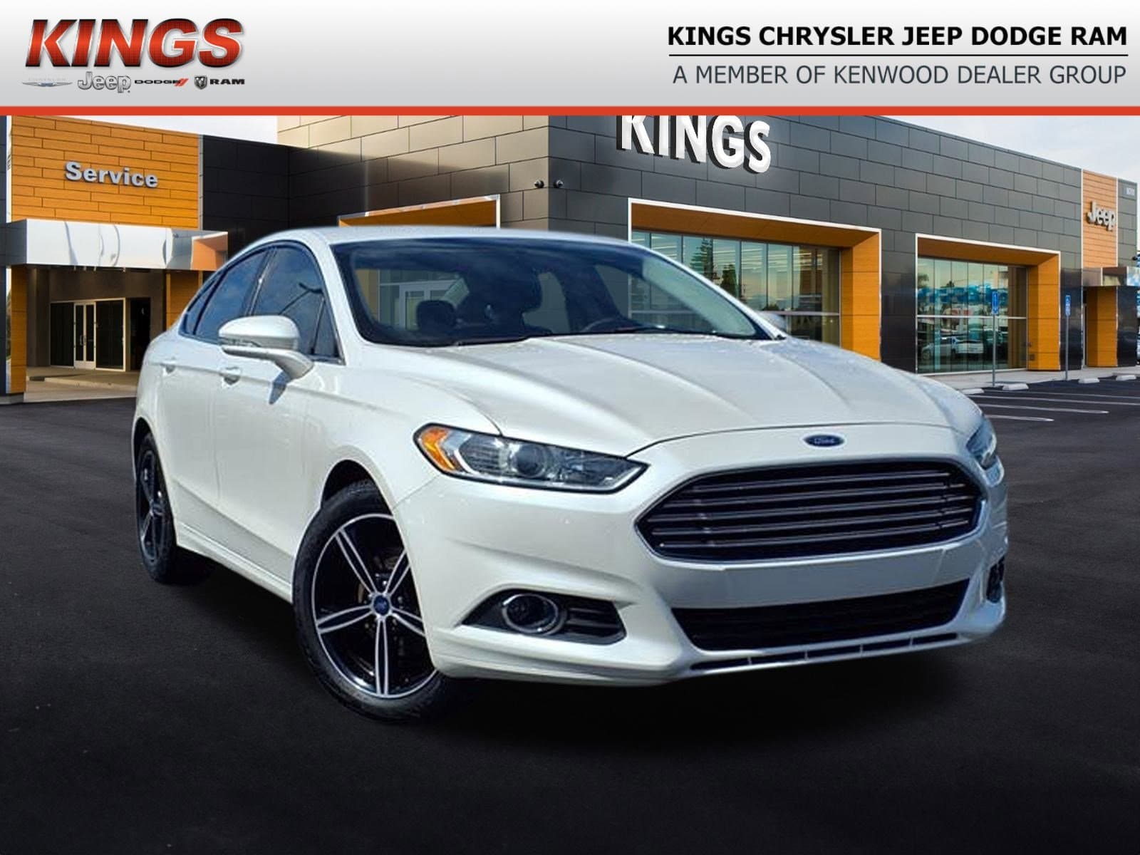 Foto de 2014 Ford Fusion SE
