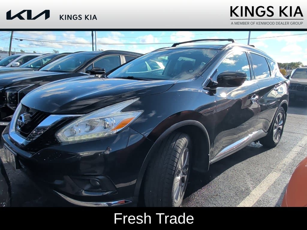 2016 Nissan Murano SV — photo 1 of 2