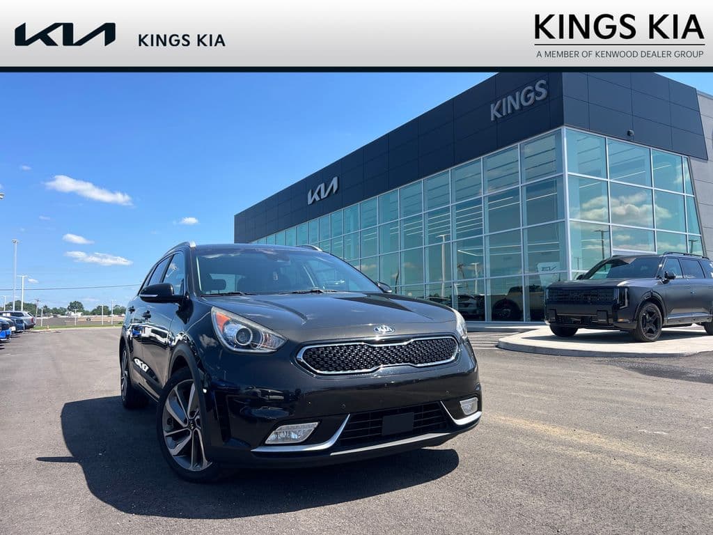 2017 Kia Niro Touring — photo 1 of 26