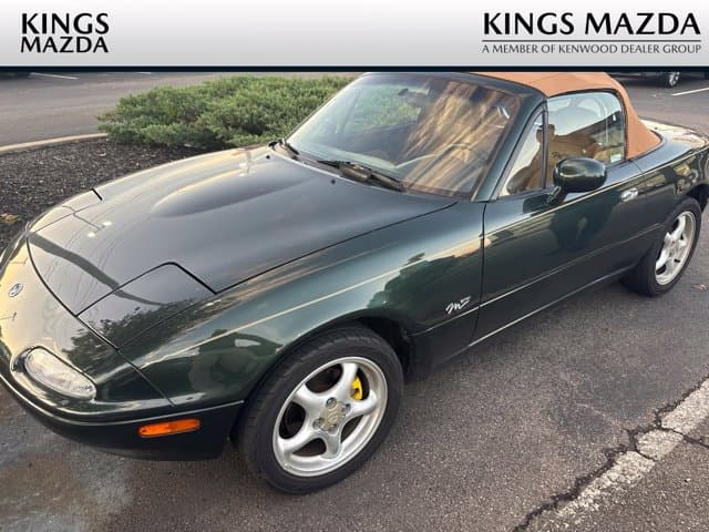 1997 Mazda MX-5 Miata Base — photo 1 of 11