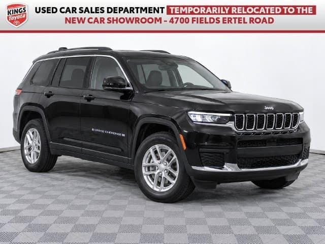 2022 Jeep Grand Cherokee Laredo — photo 1 of 18
