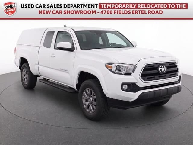 2016 Toyota Tacoma SR5 — photo 1 of 10