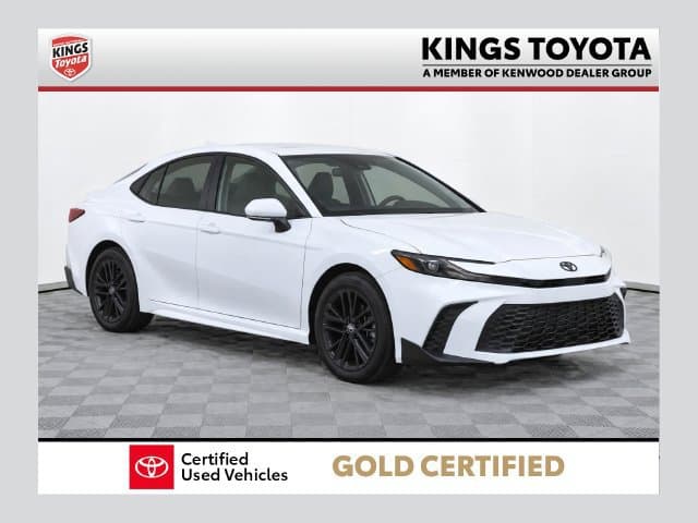 2026 Toyota Camry SE — photo 1 of 30