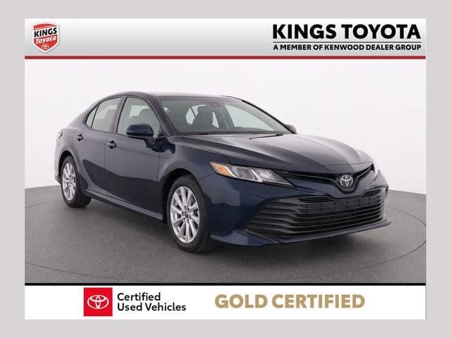 2020 Toyota Camry LE — photo 1 of 11