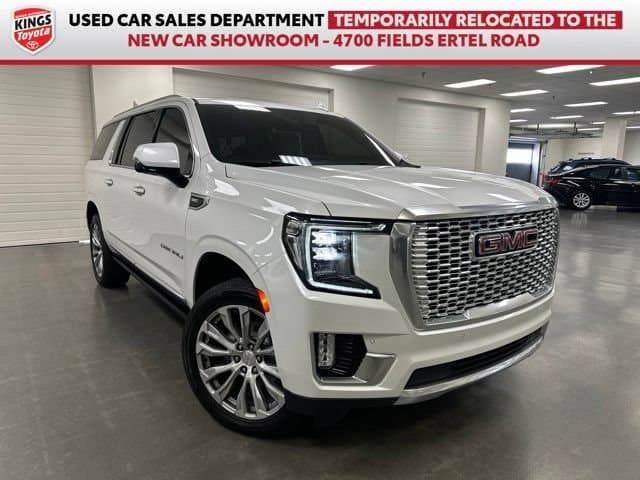 2023 GMC Yukon XL Denali — photo 1 of 30