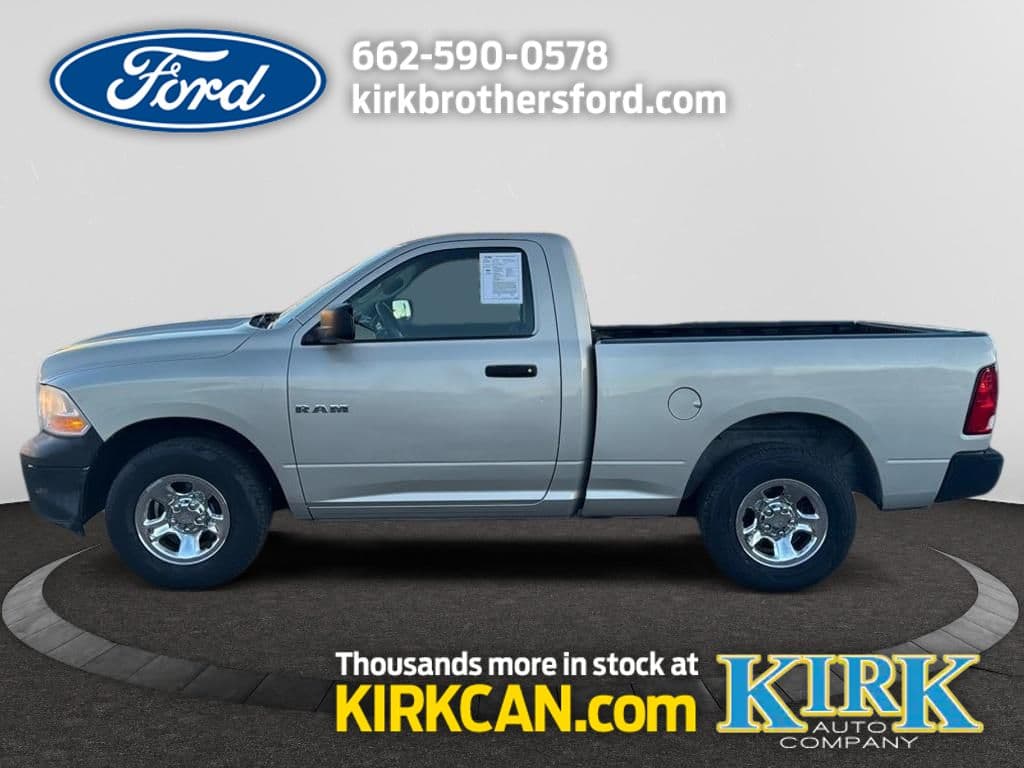 Foto de 2009 Dodge Ram Pickup ST