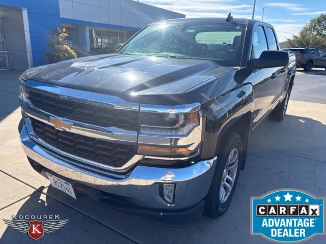 2017 Chevrolet Silverado 1500 LT — photo 1 of 7