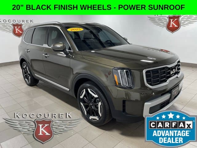 2025 Kia Telluride S — photo 1 of 32