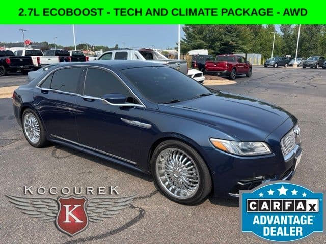 2017 Lincoln Continental Reserve — photo 1 of 8