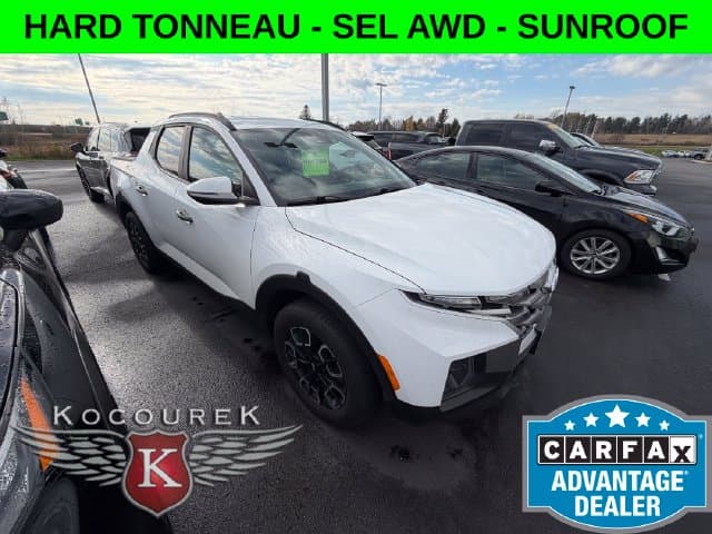 2024 Hyundai Santa Cruz Base — photo 1 of 5