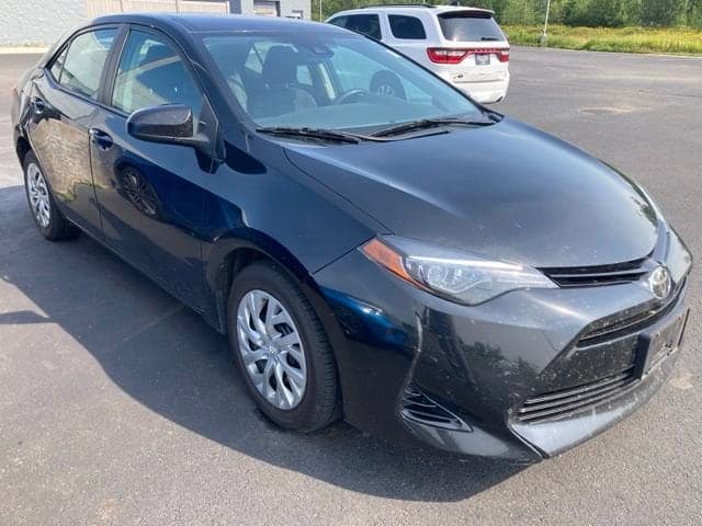 2018 Toyota Corolla L — photo 1 of 6