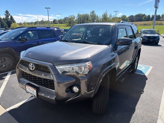 2019 Toyota 4Runner SR5 Premium — photo 1 of 6