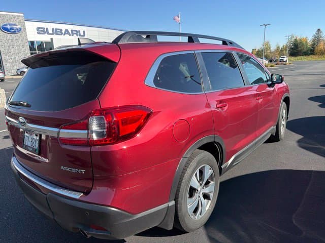 2020 Subaru Ascent Premium — photo 1 of 5