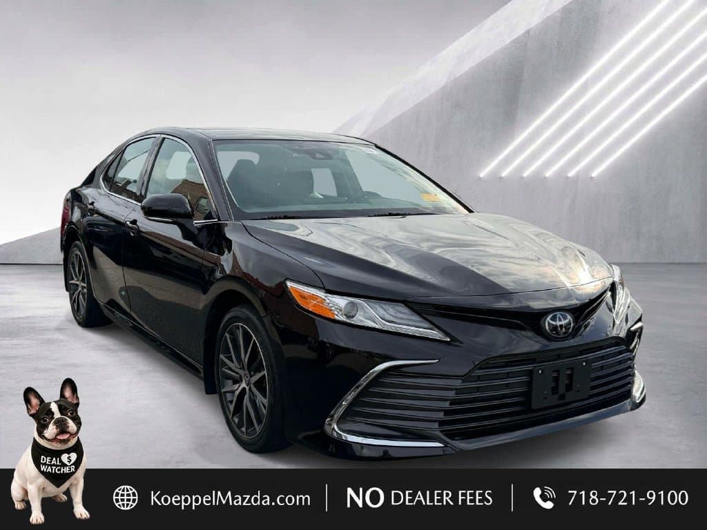 2024 Toyota Camry XLE — photo 1 of 40