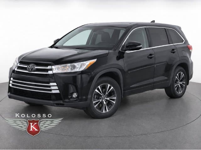 2018 Toyota Highlander LE Plus — photo 1 of 12