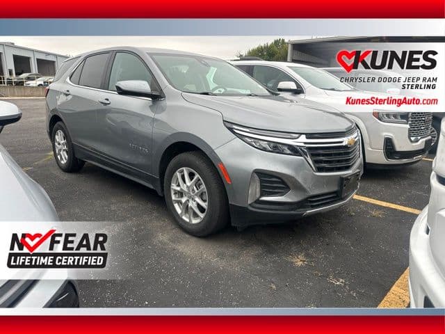 2024 Chevrolet Equinox LT — photo 1 of 24