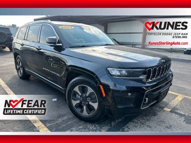 2021 Jeep Grand Cherokee L Overland — photo 1 of 26
