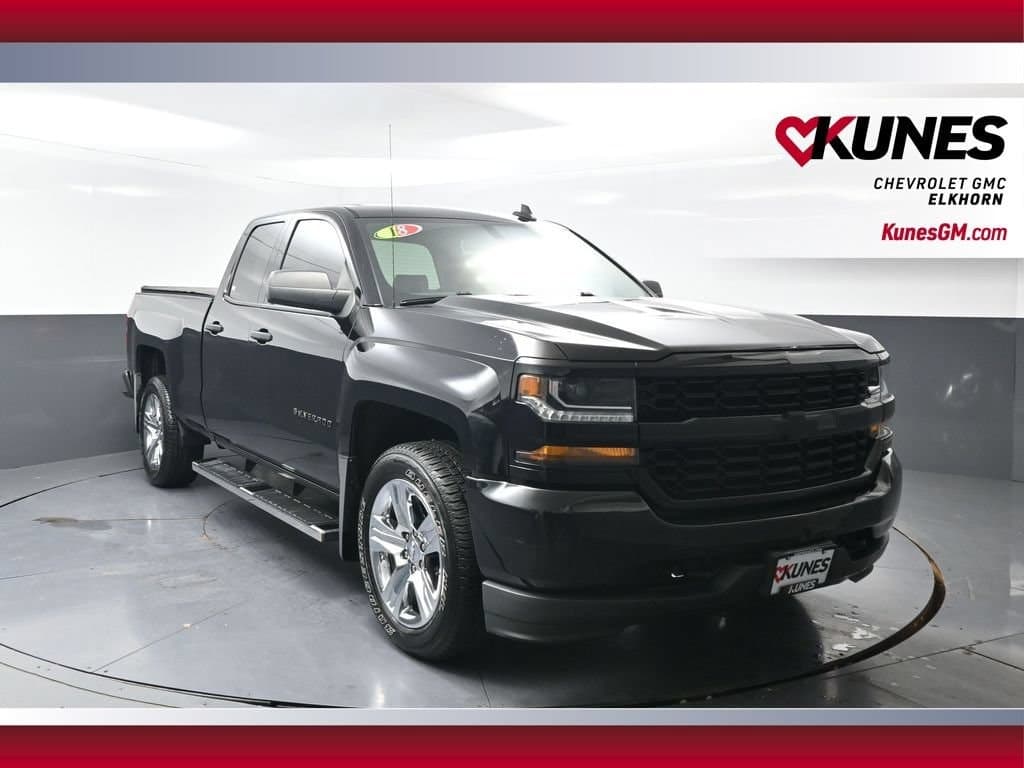 2018 Chevrolet Silverado 1500 Custom — photo 1 of 55