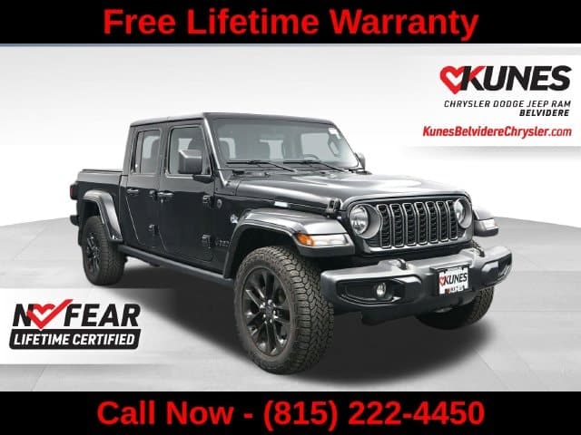 2025 Jeep Gladiator Nighthawk — photo 1 of 53