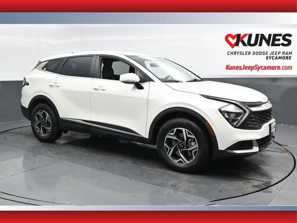 2023 Kia Sportage LX — photo 1 of 53