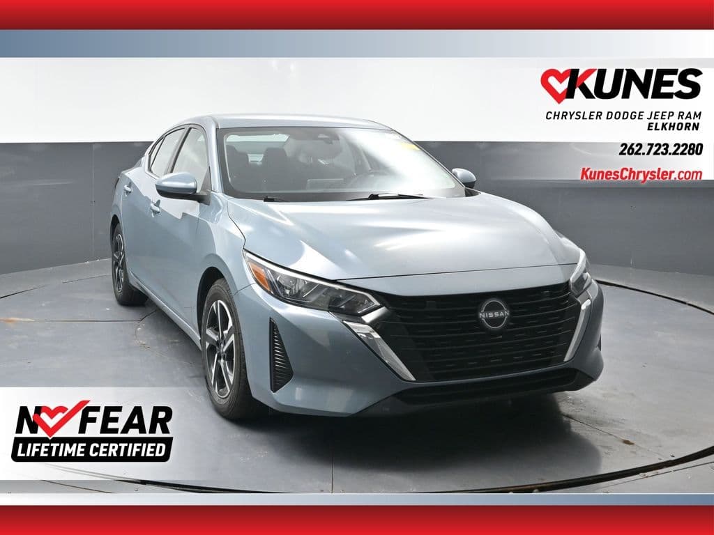 2024 Nissan Sentra SV — photo 1 of 33