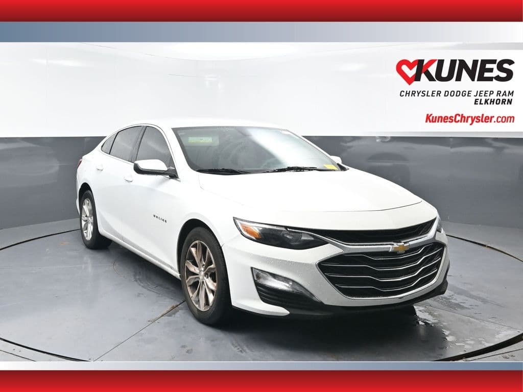 2019 Chevrolet Malibu LT — photo 1 of 32