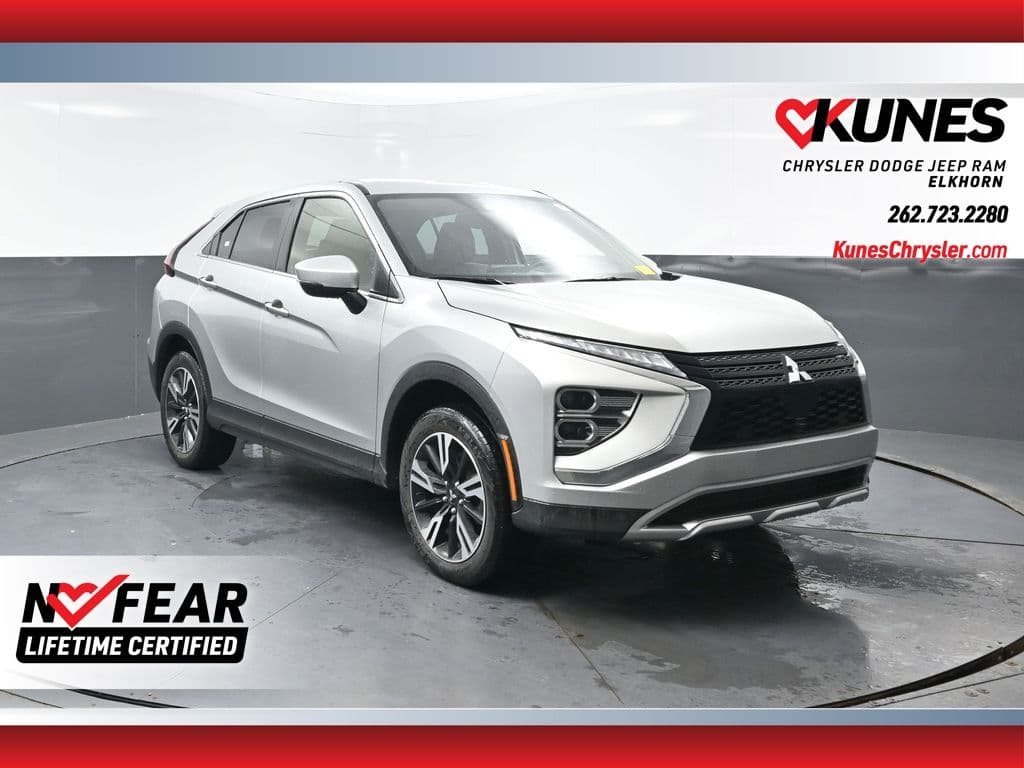 2025 Mitsubishi Eclipse Cross Base — photo 1 of 34