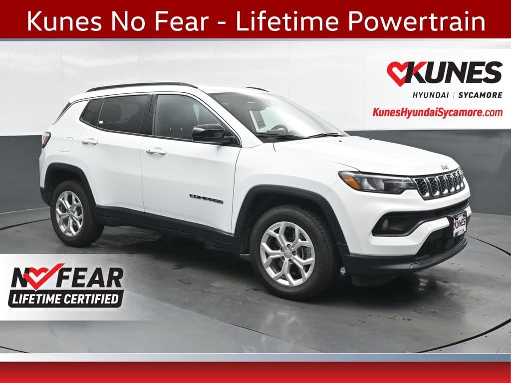 2024 Jeep Compass Latitude — photo 1 of 50