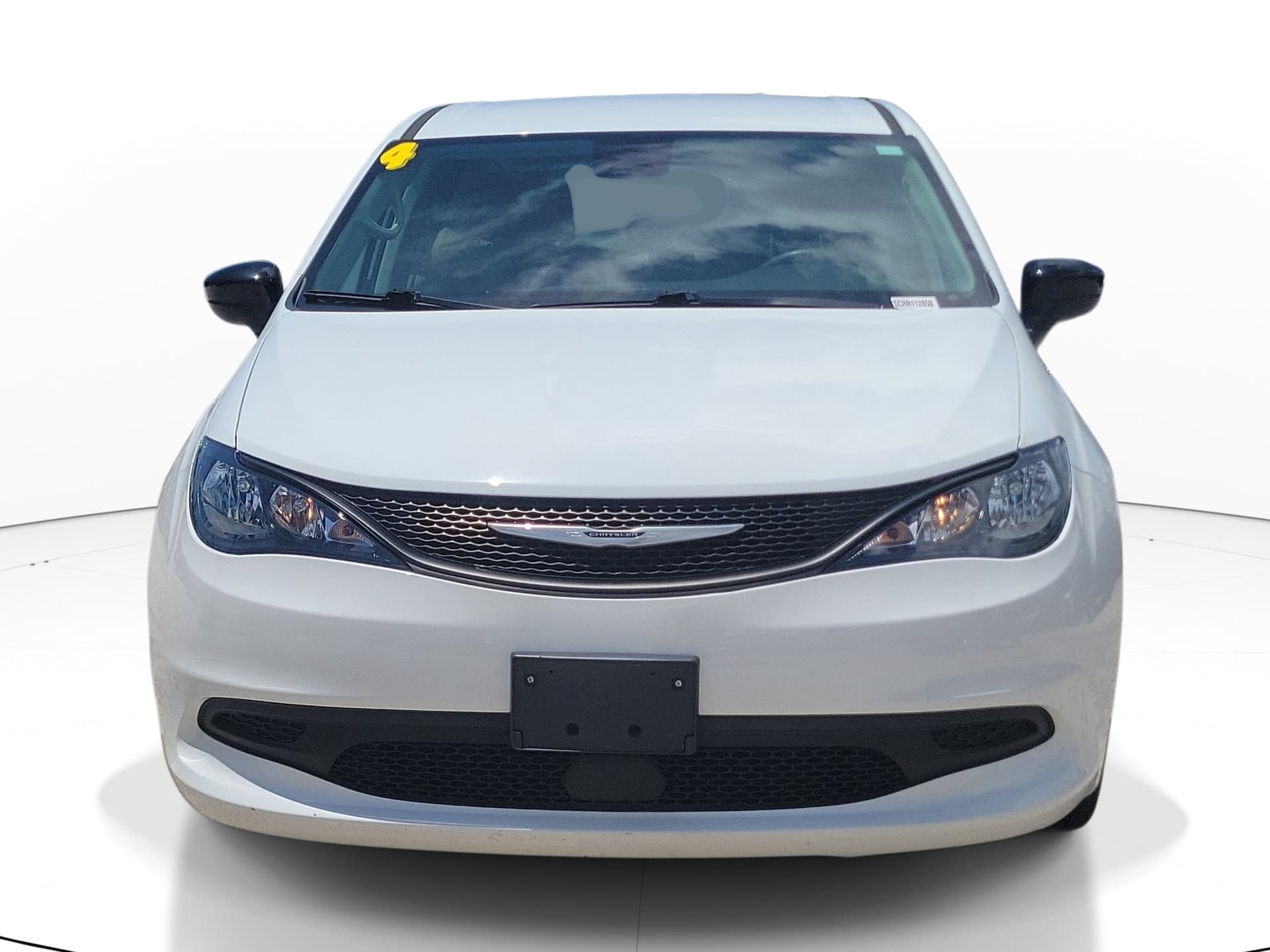 2024 Chrysler Voyager LX — photo 1 of 29