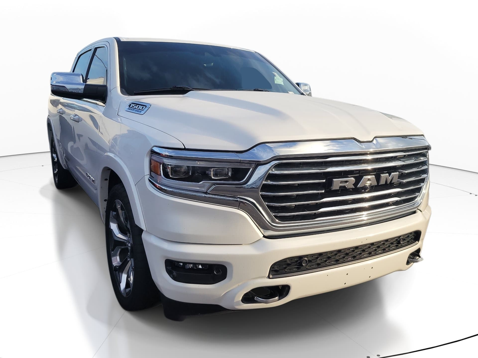 2023 RAM 1500 Longhorn — photo 1 of 10