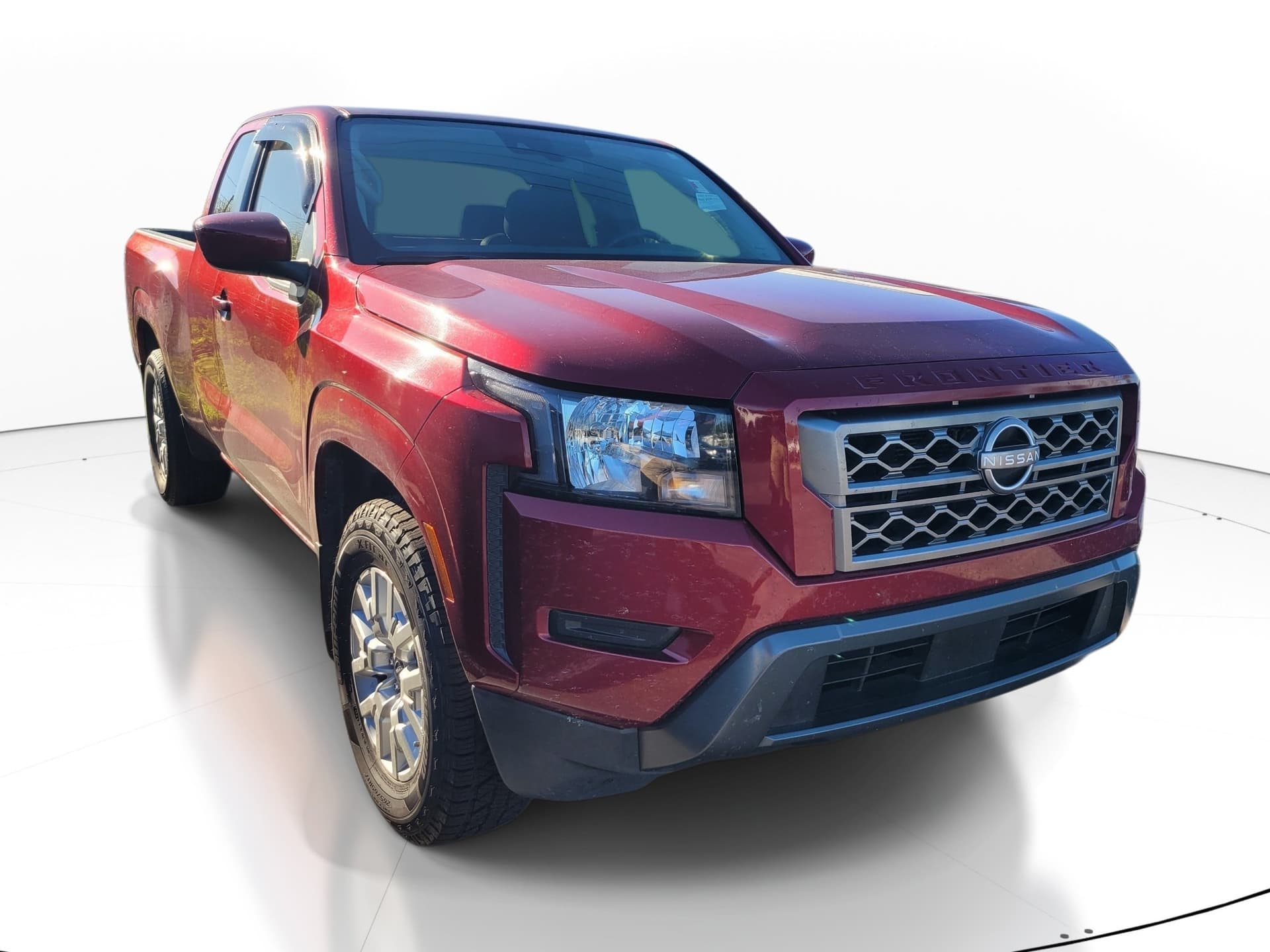 2022 Nissan Frontier SV — photo 1 of 10