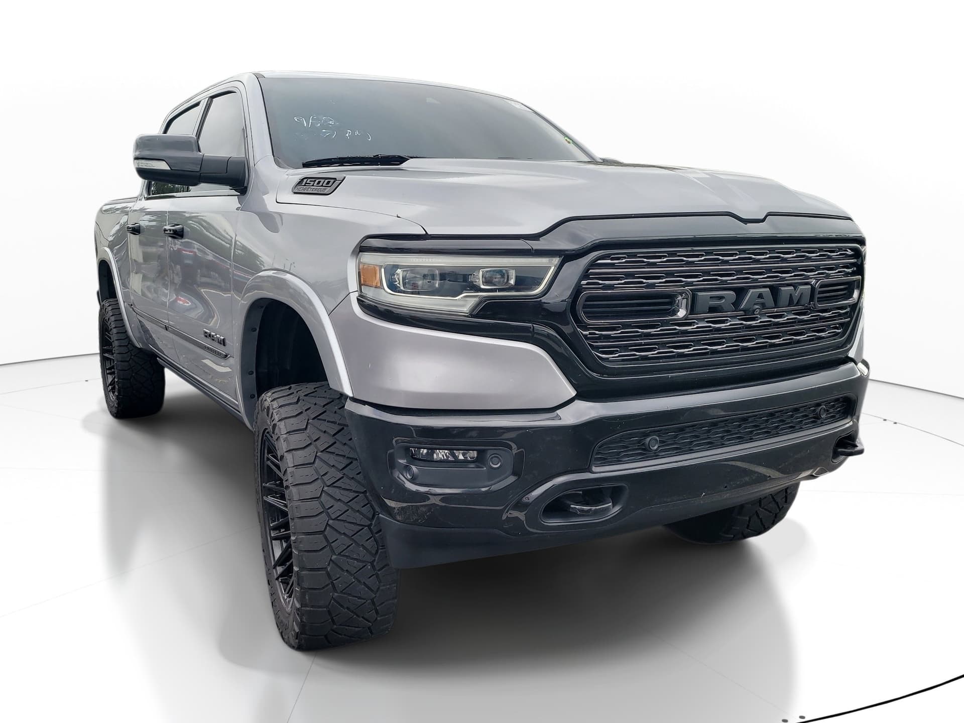 2021 RAM 1500 Limited — photo 1 of 10