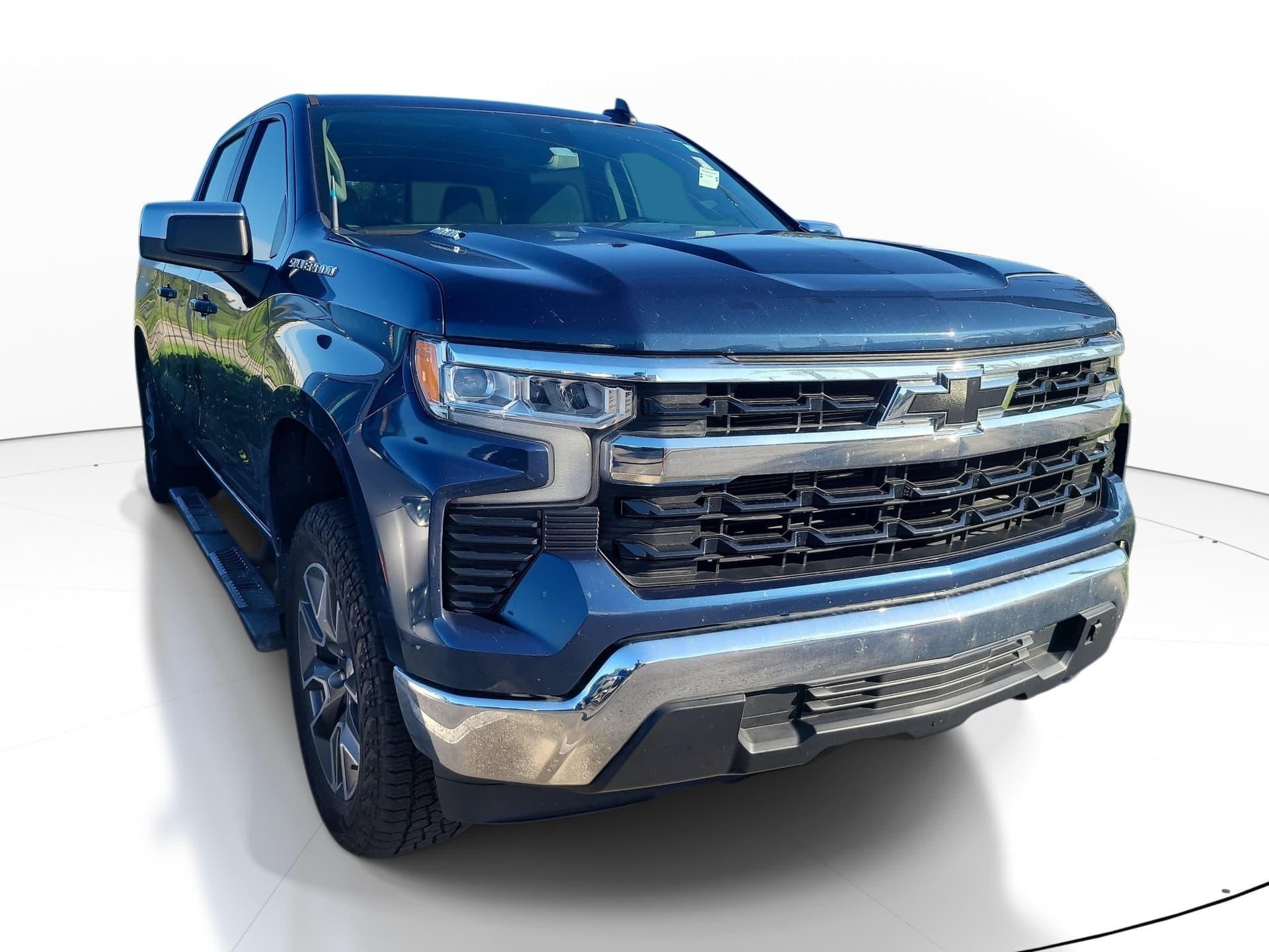2022 Chevrolet Silverado 1500 Base — photo 1 of 10
