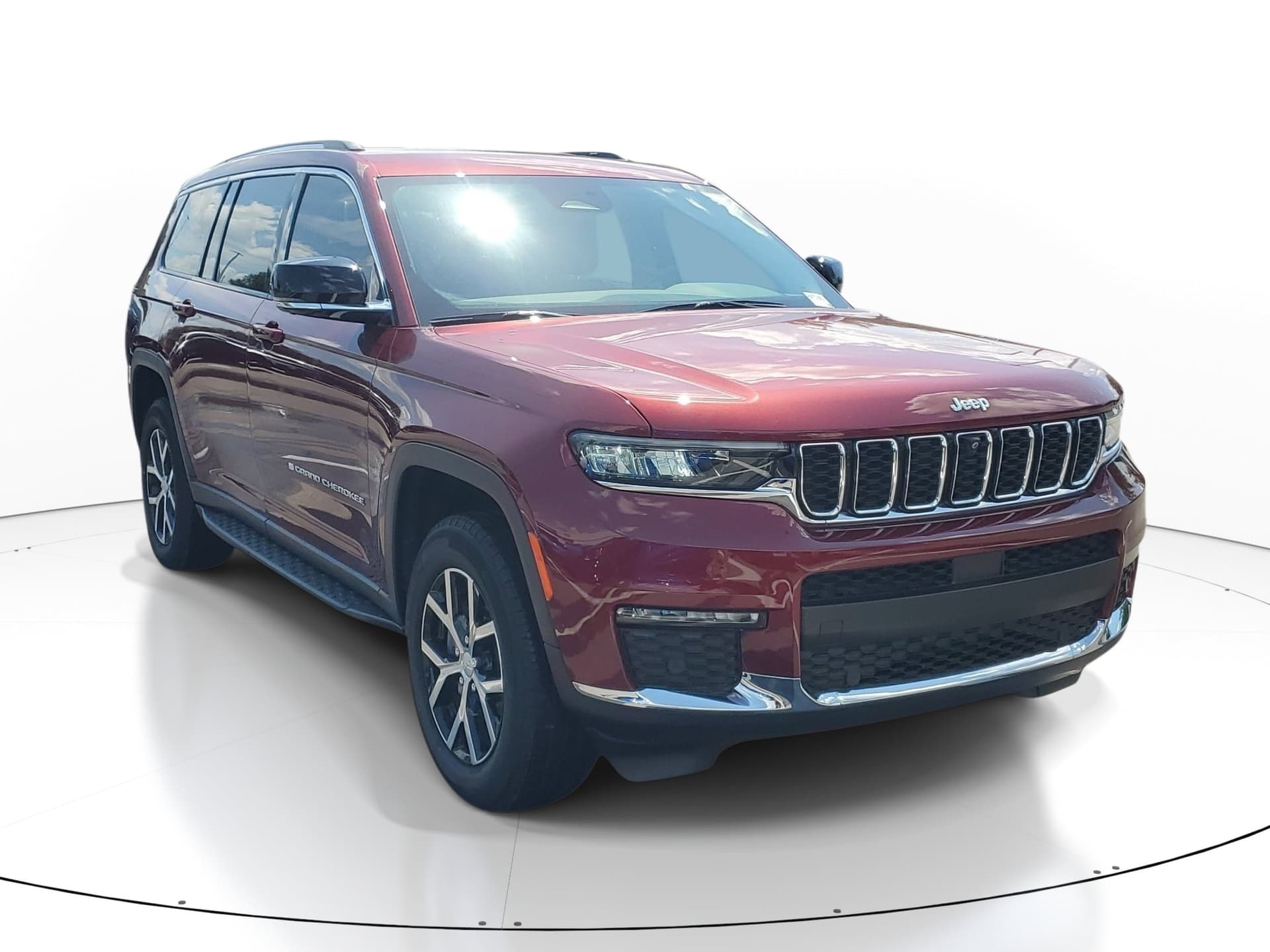 2023 Jeep Grand Cherokee Limited — photo 1 of 23