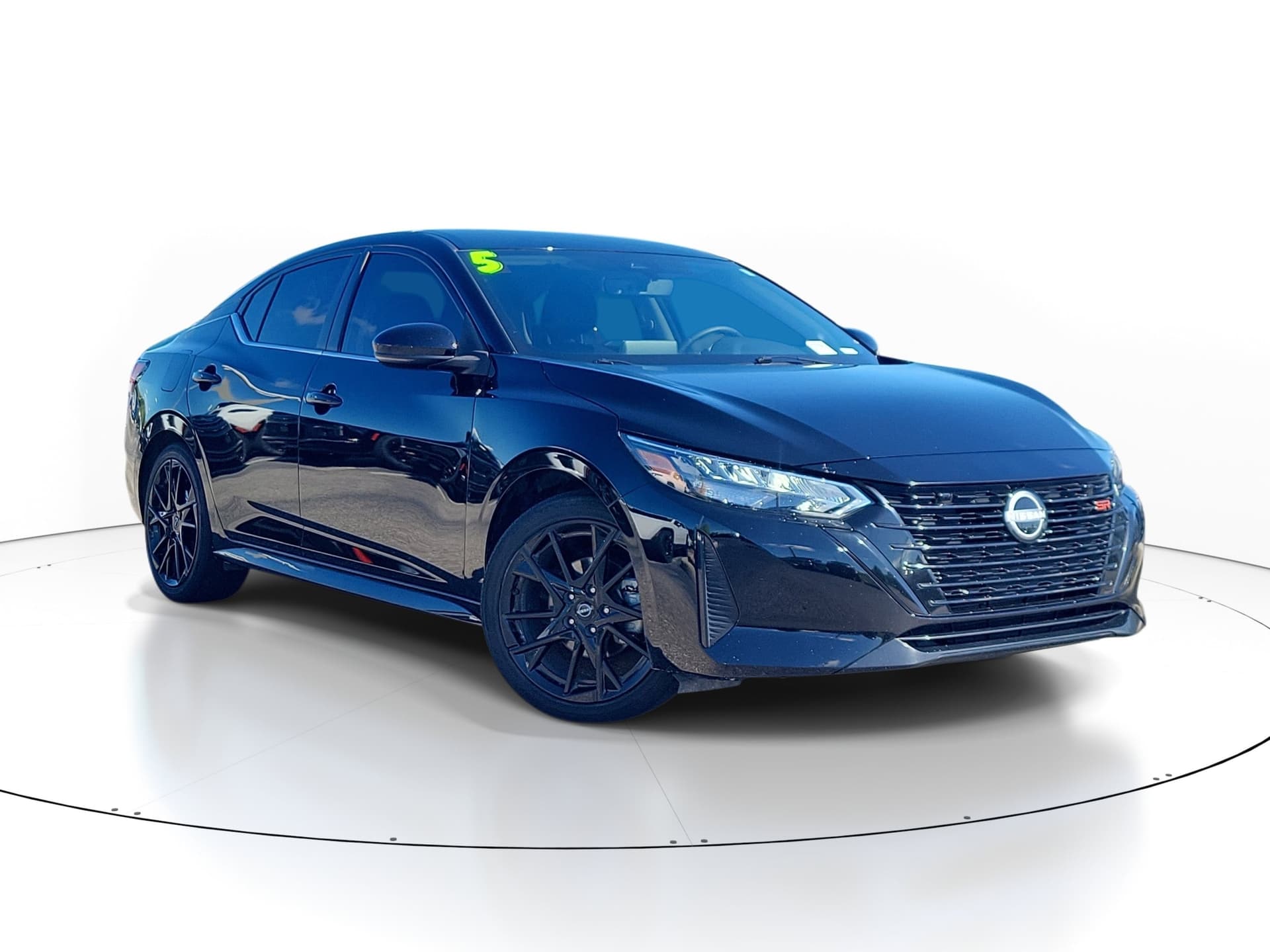 2025 Nissan Sentra SR — photo 1 of 32