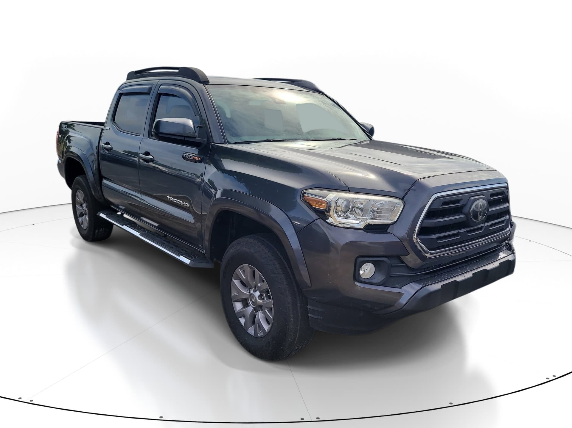 2019 Toyota Tacoma 2WD Base — photo 1 of 10