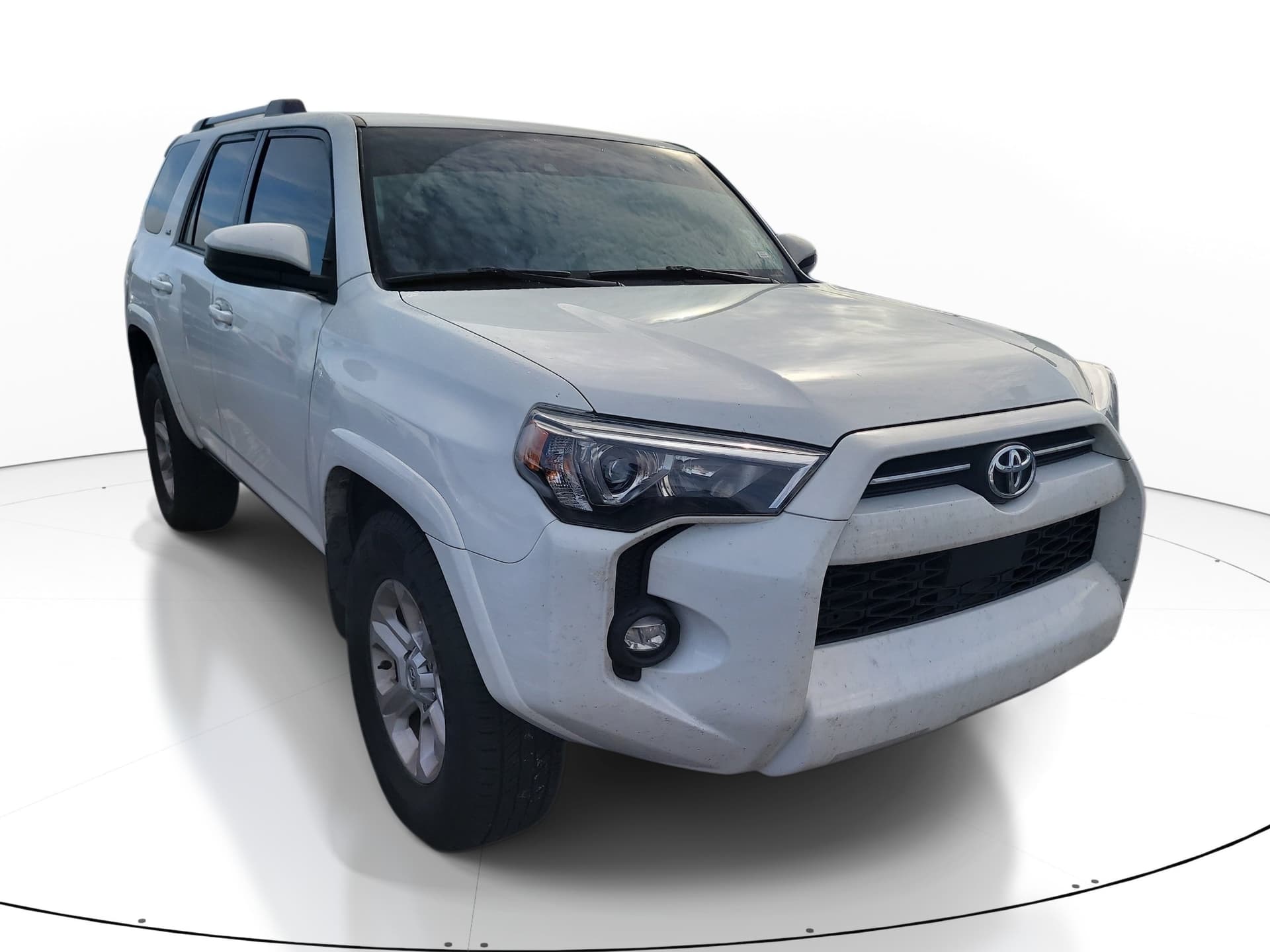 2023 Toyota 4Runner SR5 — photo 1 of 10