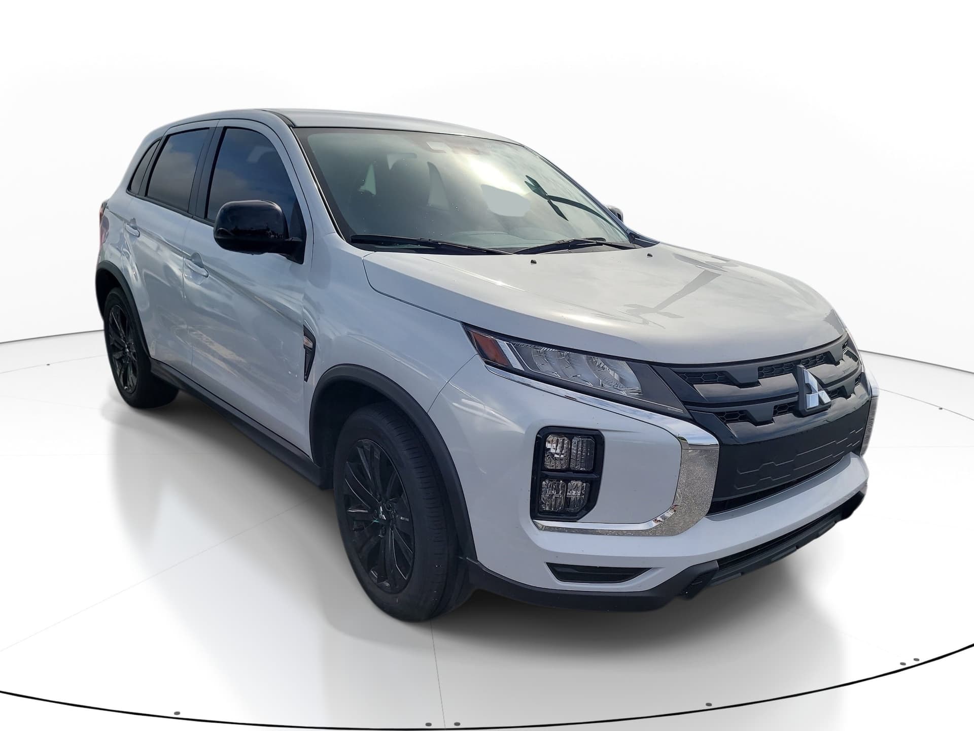 2025 Mitsubishi Outlander Sport Base — photo 1 of 10