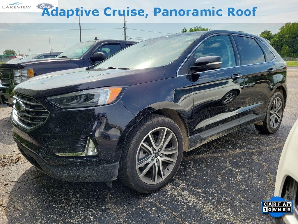 2024 Ford Edge Titanium — photo 1 of 4