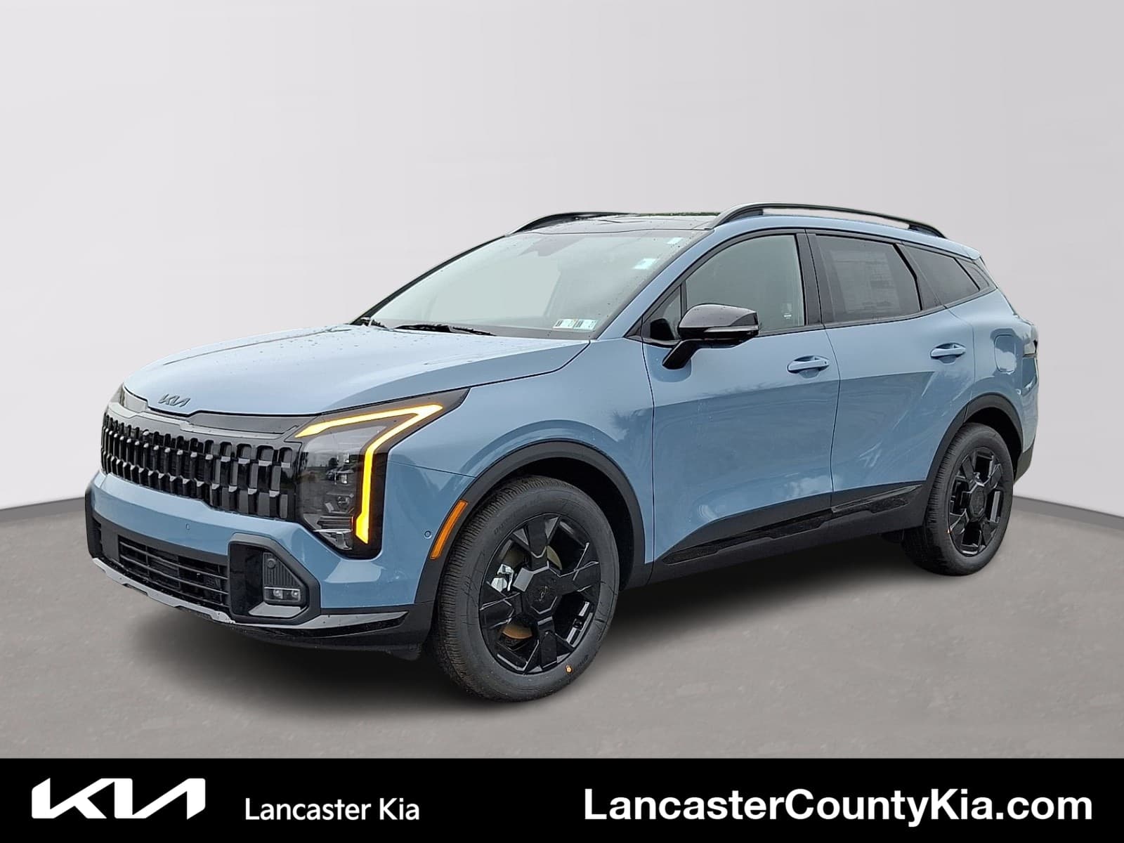 2027 Kia Sportage Hybrid X-Line — photo 1 of 22