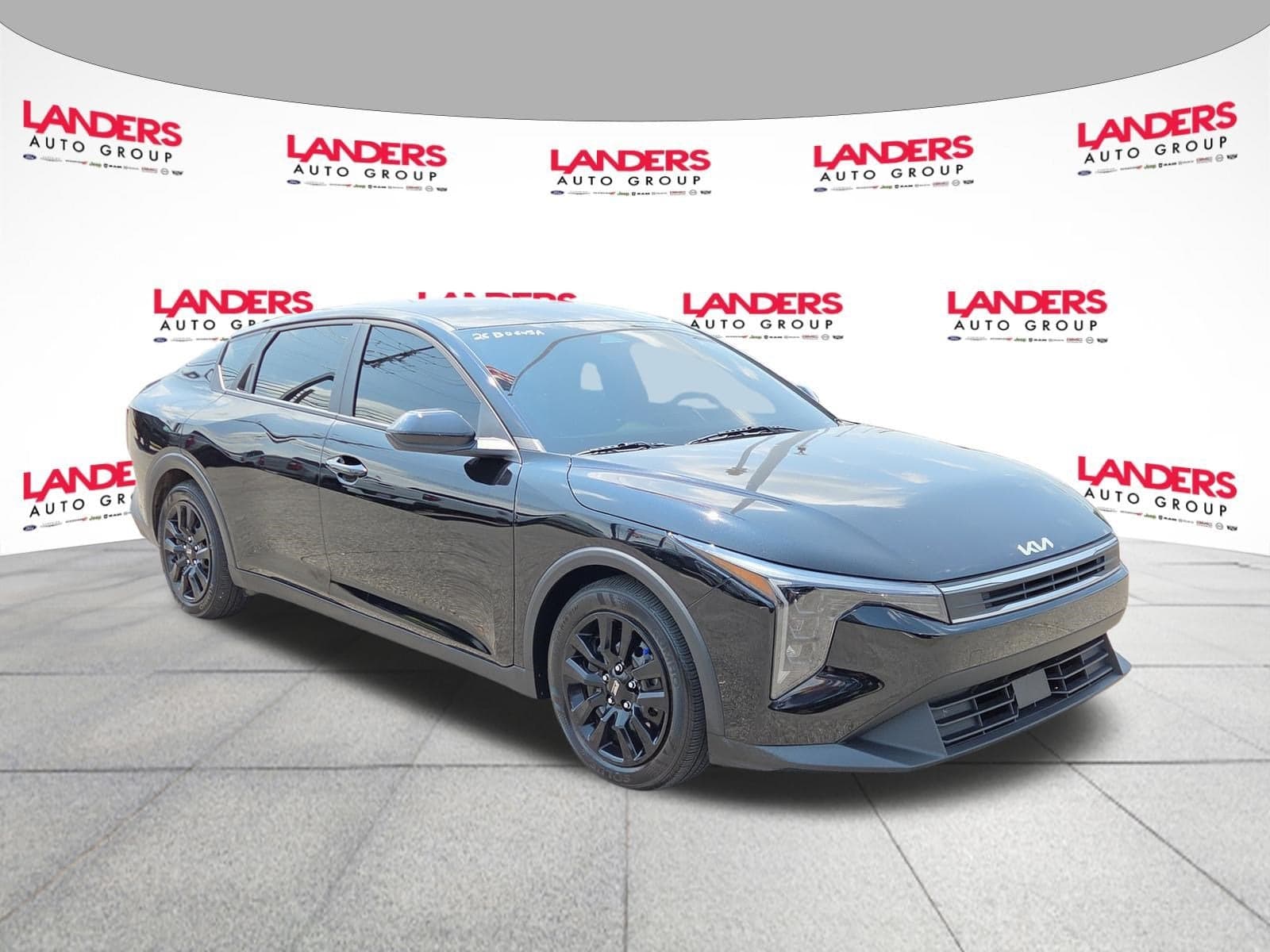 2025 Kia K4 LX — photo 1 of 25
