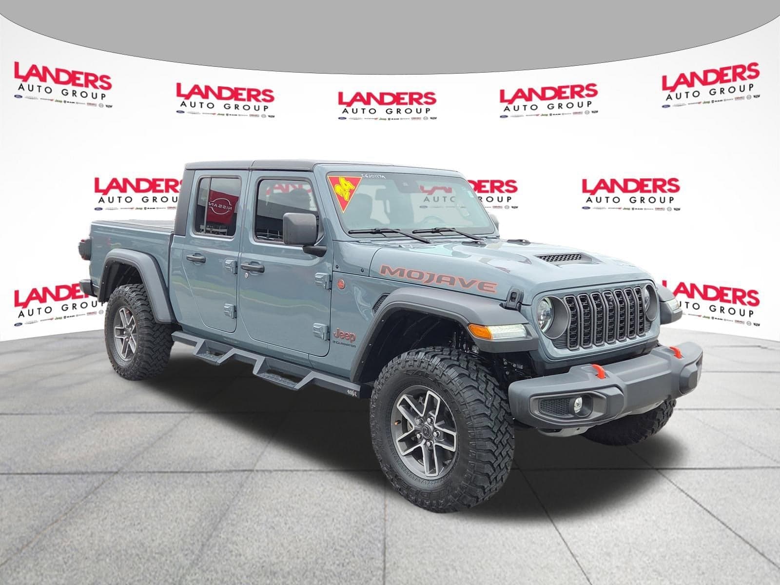 2024 Jeep Gladiator Mojave — photo 1 of 28