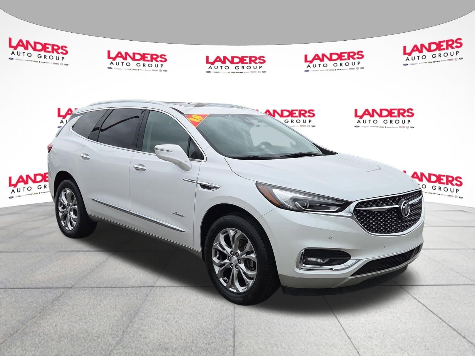 2018 Buick Enclave Avenir — photo 1 of 30