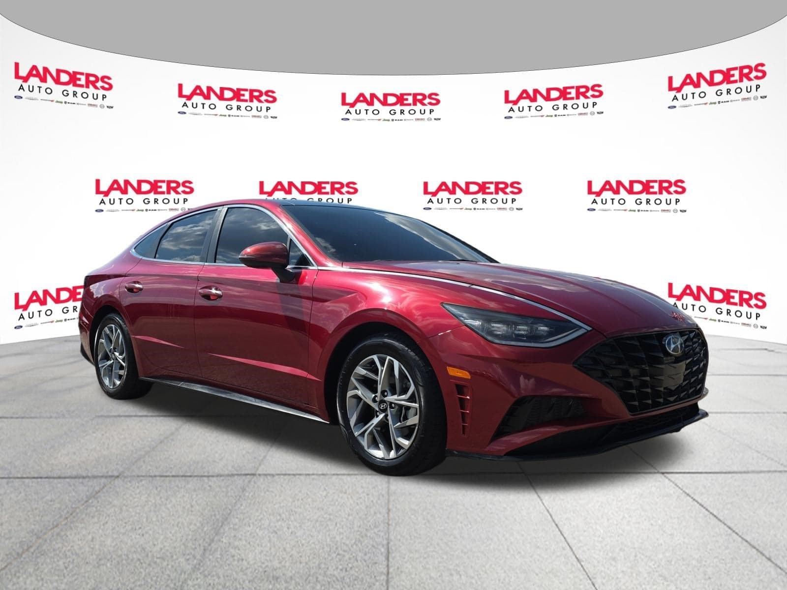 2023 Hyundai Sonata SEL — photo 1 of 27
