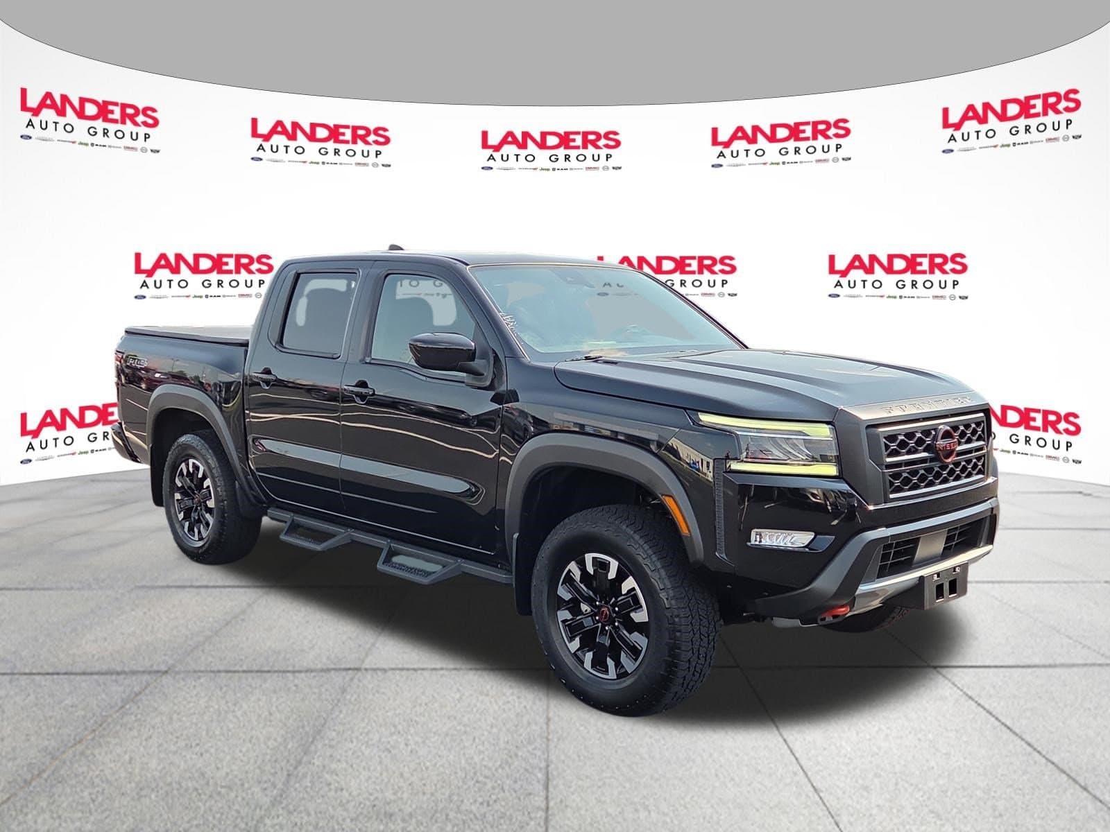 2024 Nissan Frontier PRO-4X — photo 1 of 27