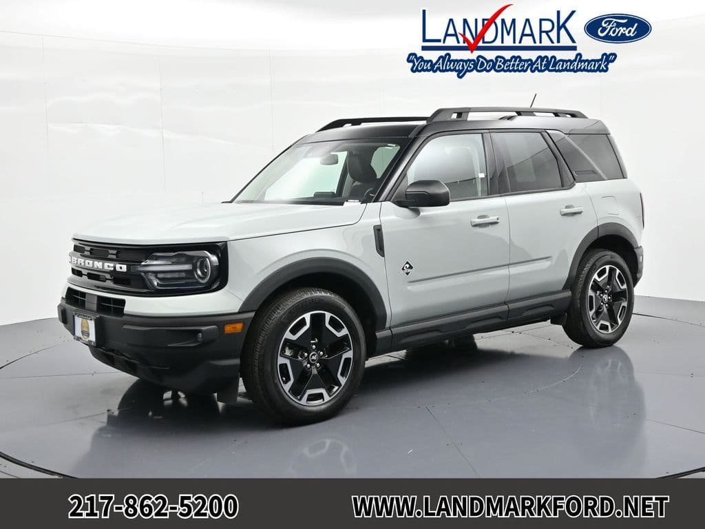 2023 Ford Bronco Sport Outer Banks — photo 1 of 28